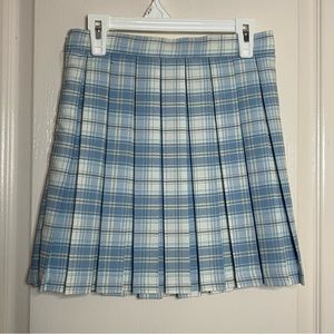 Women’s Blue and White Plaid Skirt (NWOT)